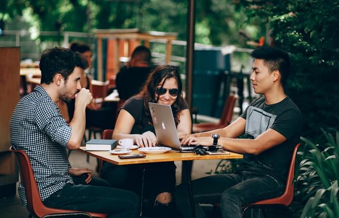 Importance of Having Business Meetings Outside the Office