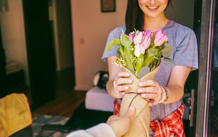 6 Reasons Why You Should Give Valentine’s Flowers Every Day